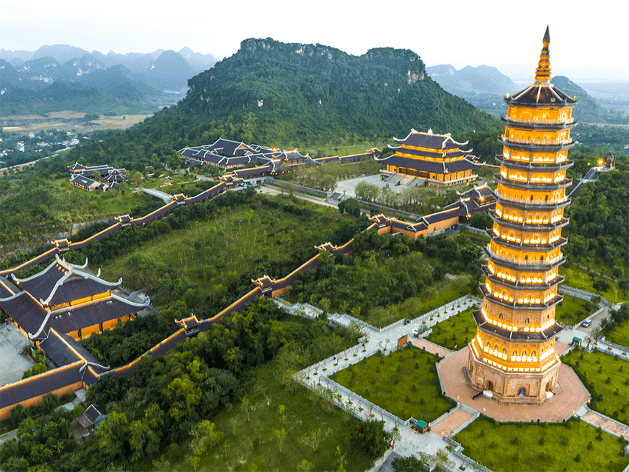 Top những ngôi chùa độc đáo và linh thiêng ở Việt Nam