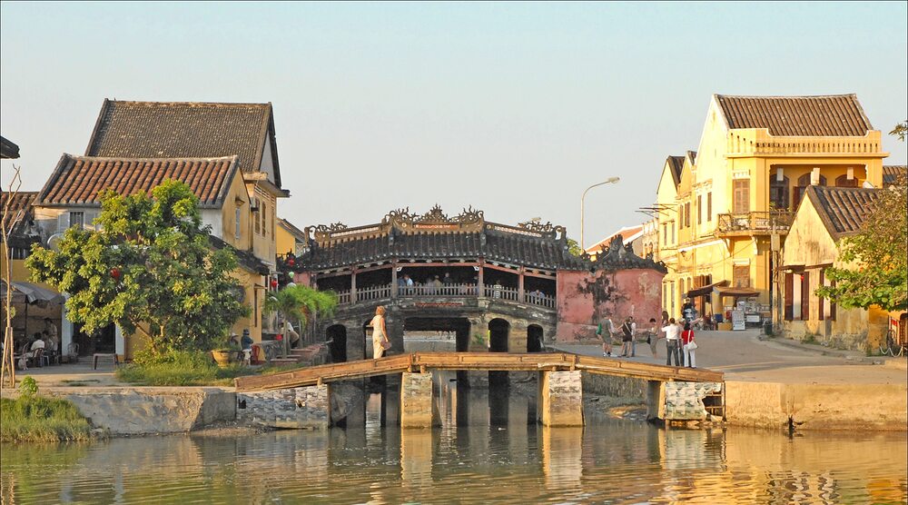Chùa cầu 