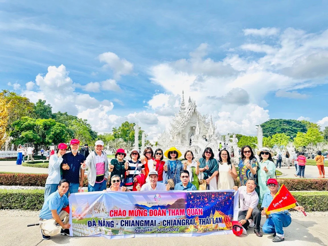 Hỉnh ảnh khách Danatravel tham gia tour Thái