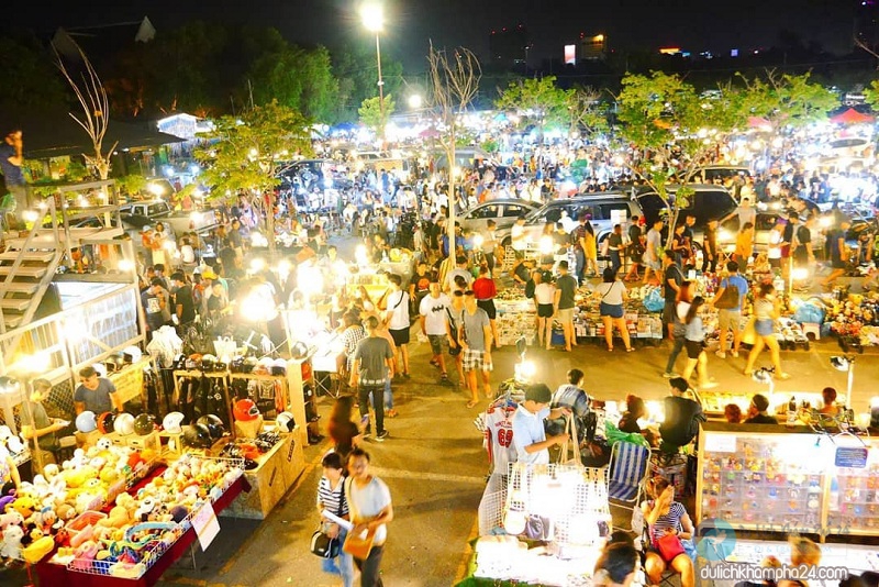 Chợ đêm Sơn Trà