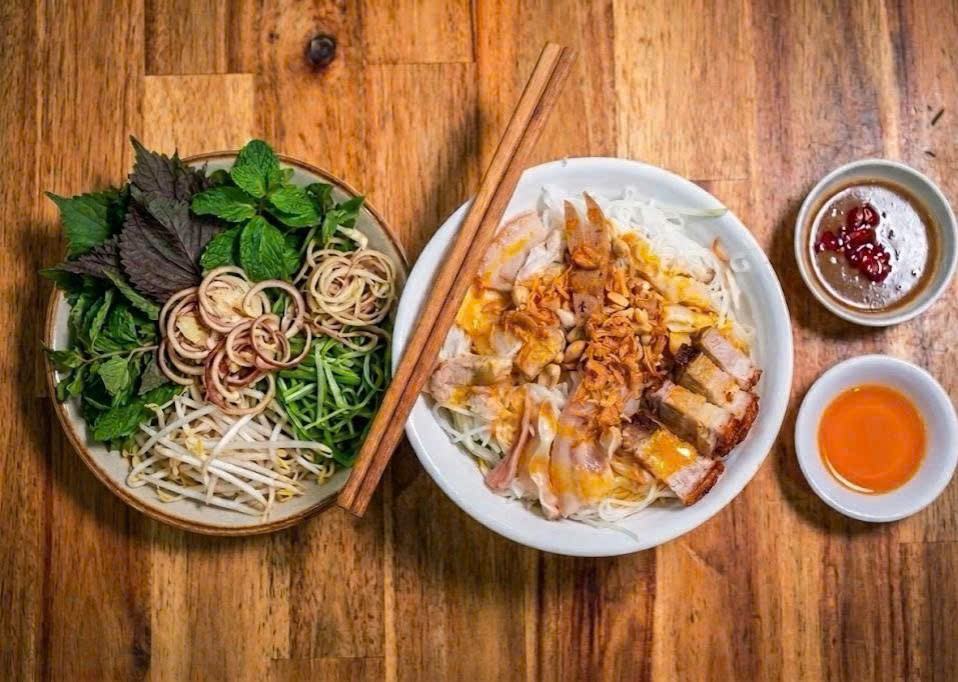 Bún mắm nêm