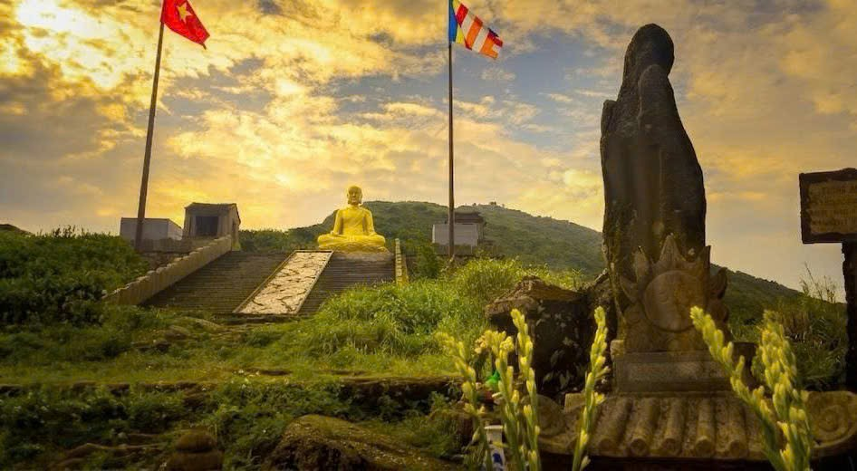 Tượng An Kỳ Sinh