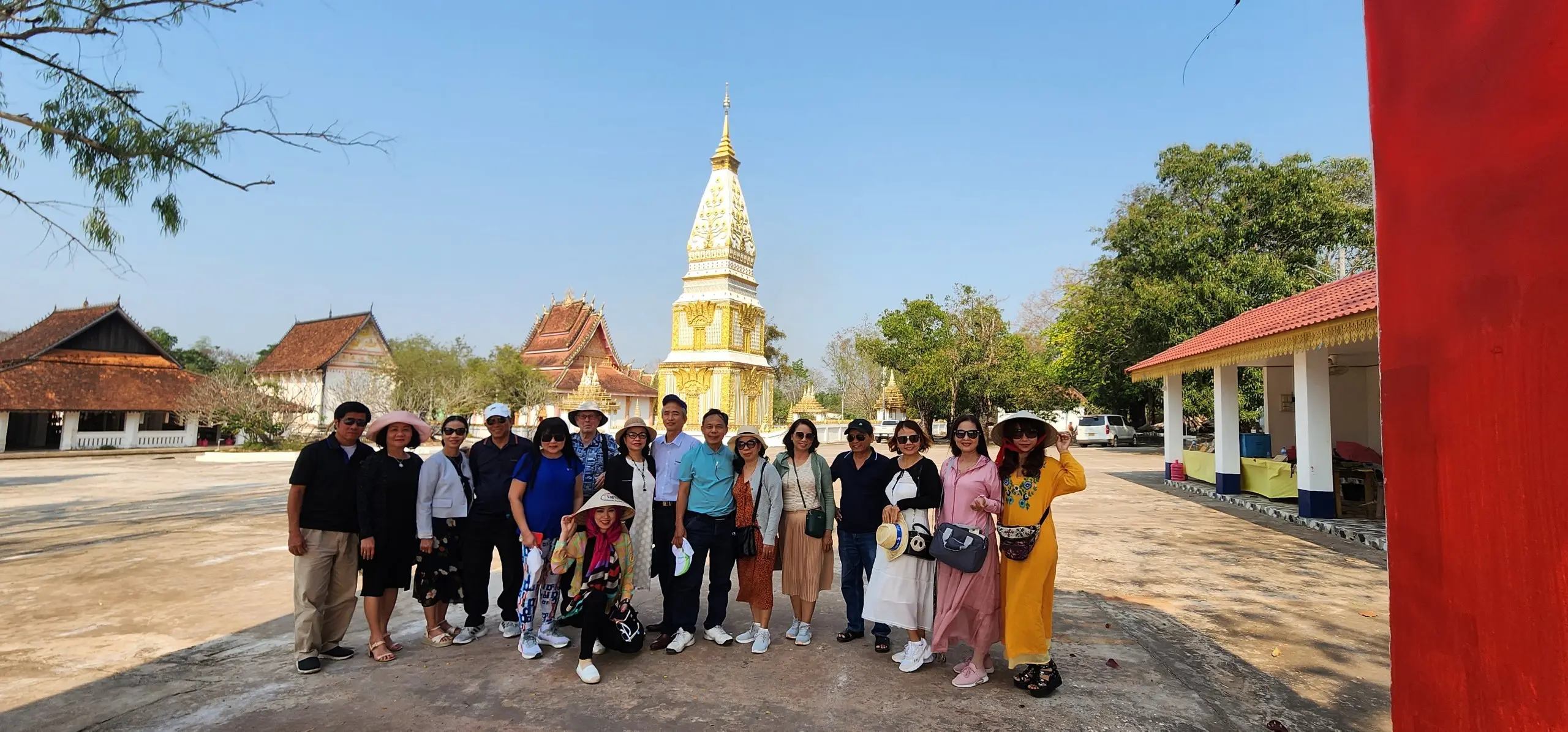 Tour tham quan Lào từ Đà Nẵng chất lượng