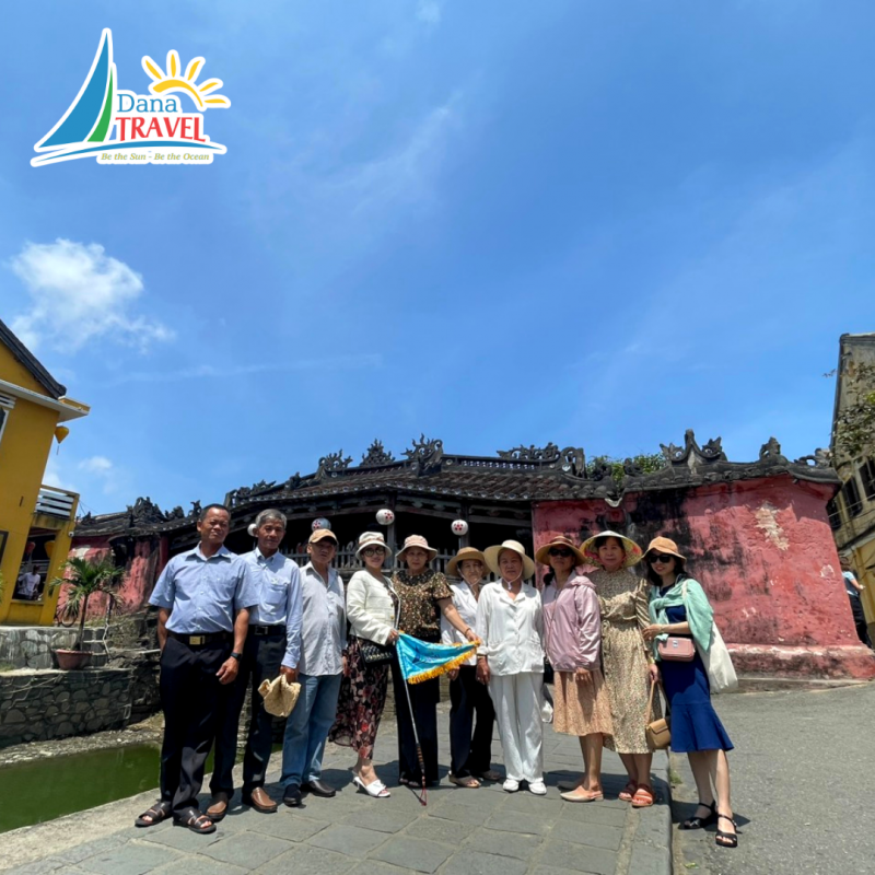Chào đón Gia đình chị Vân Anh tham quan Ngũ Hành Sơn - Hội An 1 ngày 17/03/2023