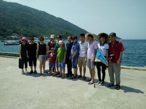 Kỷ niệm tour Cù Lao Chàm với gia đình bác sỹ Hùng