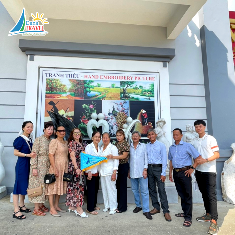 Chào đón Gia đình chị Vân Anh tham quan Ngũ Hành Sơn - Hội An 1 ngày 17/03/2023