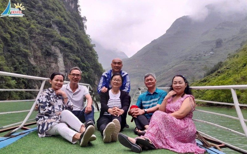 Chào đón đoàn group tour Hà Giang Cao Bằng 4 ngày 3 đêm từ Đà Nẵng 23-26/05/2025