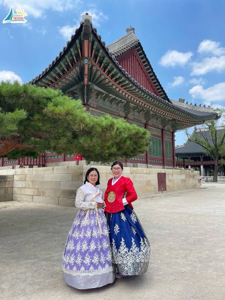 Chào mừng đoàn group tour khởi hành từ Đà Nẵng tham quan Hàn Quốc ngày 23-27/07/2025