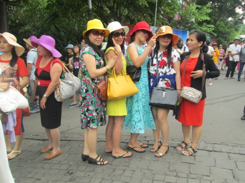 Kỷ niệm tour Bà Nà với sở giáo dục tỉnh Khánh Hòa