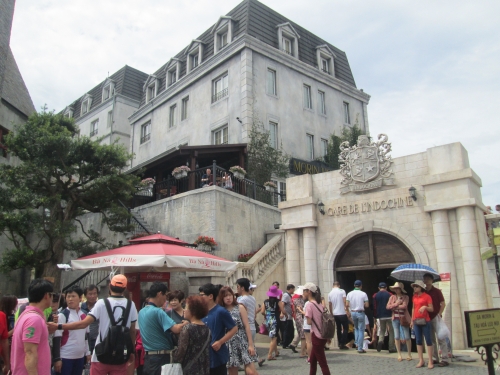 Kỷ niệm tour Bà Nà với sở giáo dục tỉnh Khánh Hòa