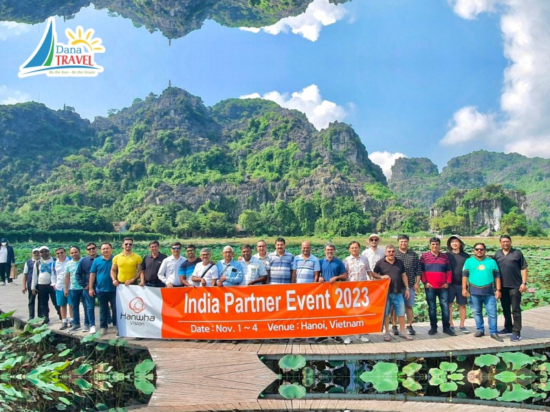 Chào đón đoàn khách Ấn Độ tham quan Ninh Bình - Hoa Lư - Tràng An - Hang Múa ngày 02/11/2023