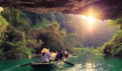 TOUR HÀ NỘI NINH BÌNH HẠ LONG YÊN TỬ KHỞI HÀNH TỪ ĐÀ NẴNG